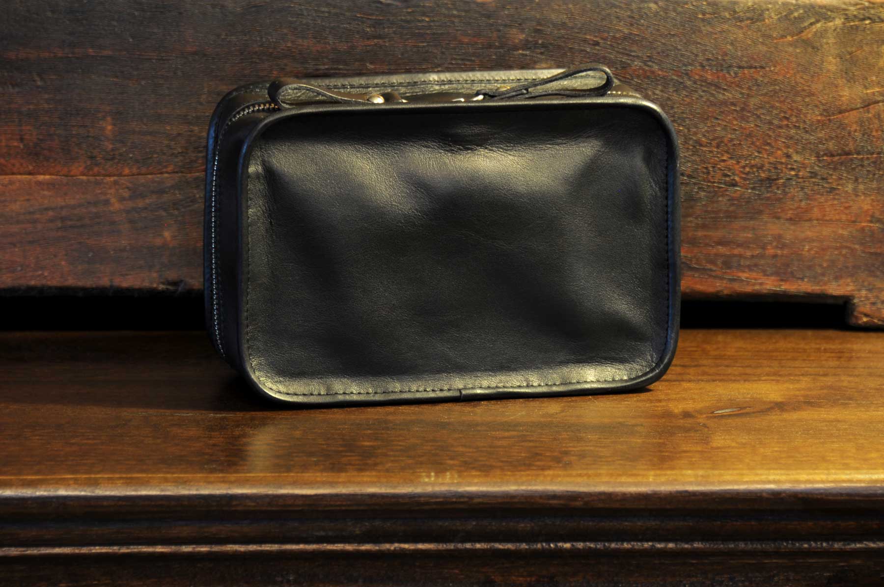 Tech pouch leather sale